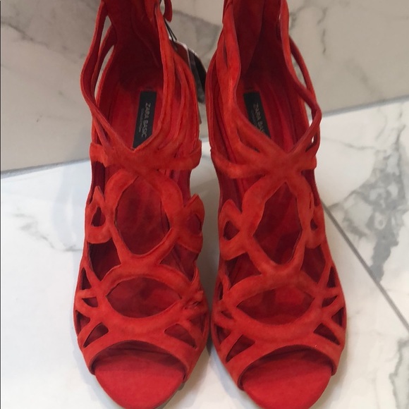 Suede Zara heels never worn - Picture 2 of 7